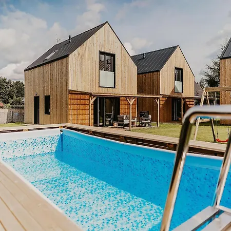 Holiday home With Pool In Nadole